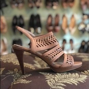 Adrienne Vittadini Prim lasercut slingback sandal